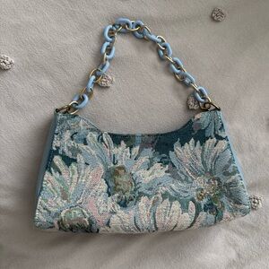 Canvas shoulder bag